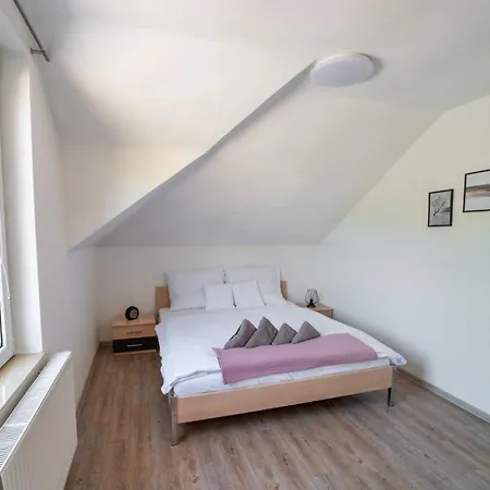 Hotel Formule Perštejn